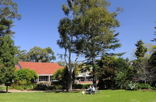 Hazelhurst Regional Gallery & Arts Centre