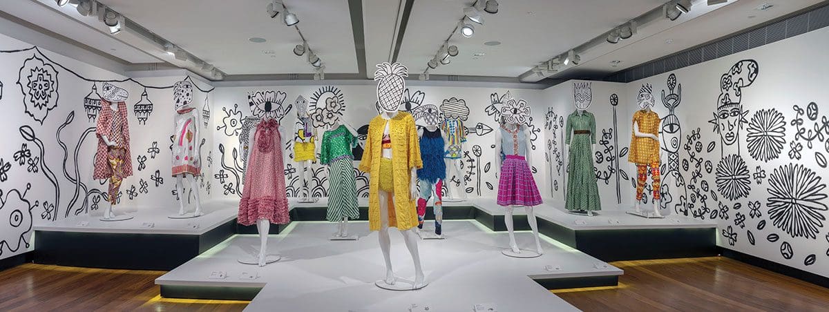 <em>Pattern and Print: Easton Pearson Archive</em>