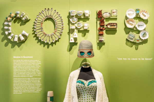 Yaamanga Around here
