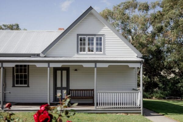 Schoolhouse Gallery, Rosny Farm
