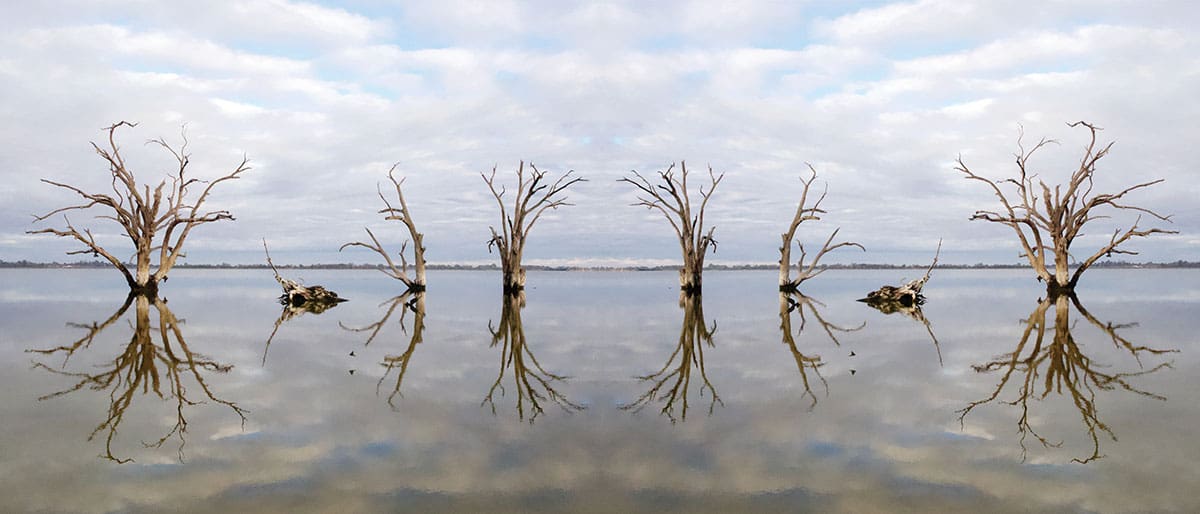 to come together as water